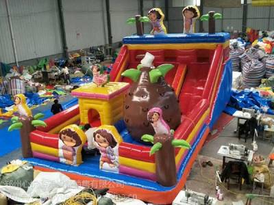 心動圣誕季，悅享歡樂時 商場超市必備的圣誕老人氣模充氣玩具